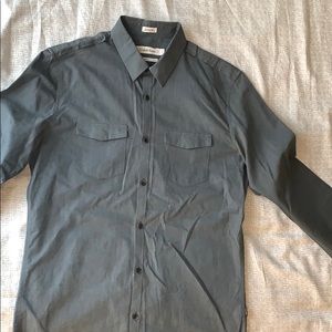 Calvin Klein- Button Down